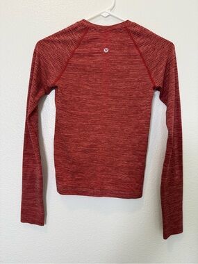 Lululemon Swiftly Tech Long Sleeve Shirt 2.0 Race Length